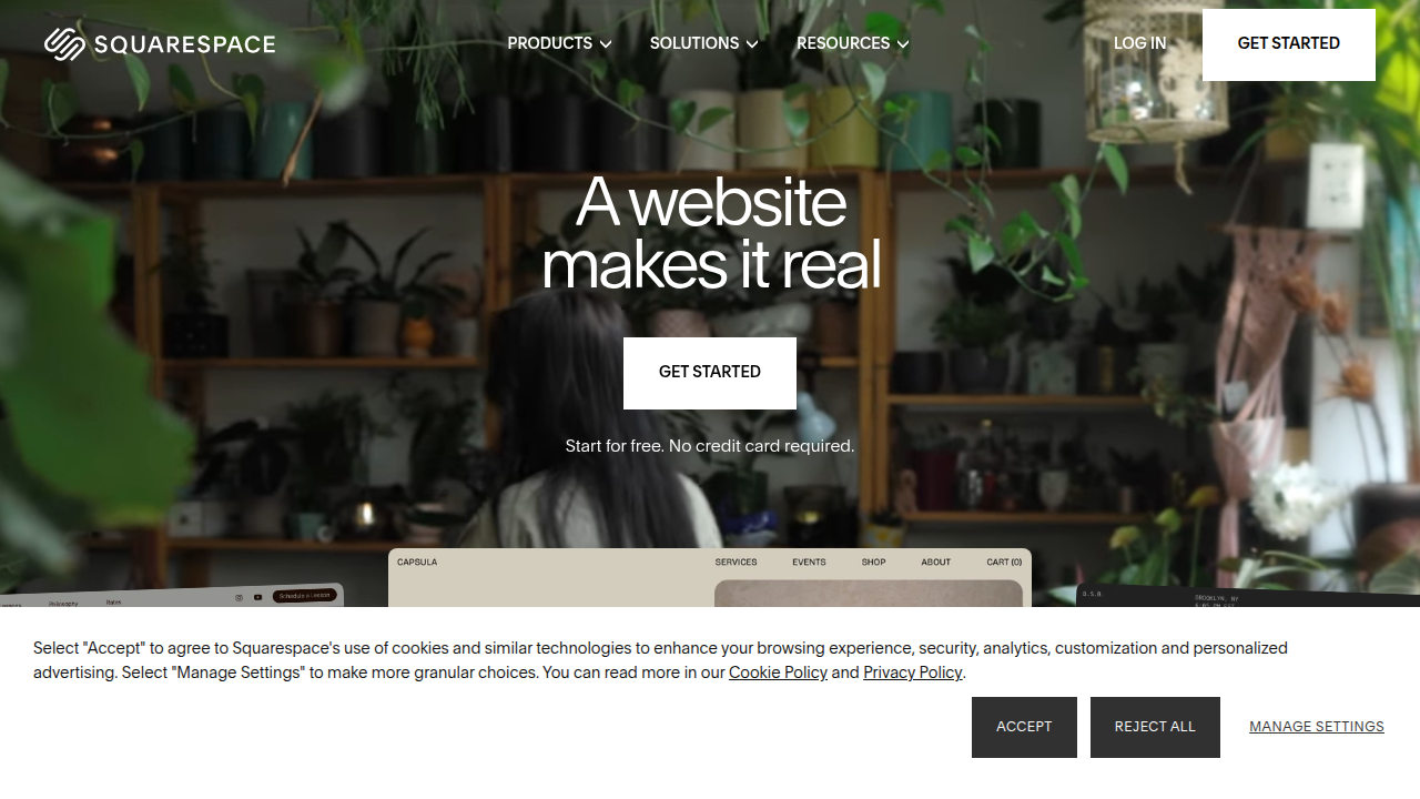 A screenshot of the Squarespace homepage, illustrating a popular website builder ideal for creating professional design portfolios.
